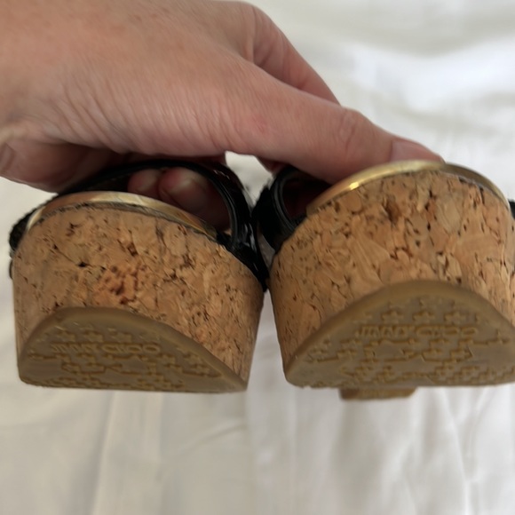 Jimmy Choo Prima black patent leather wedge sandals/ size 38.5 - Picture 8 of 9